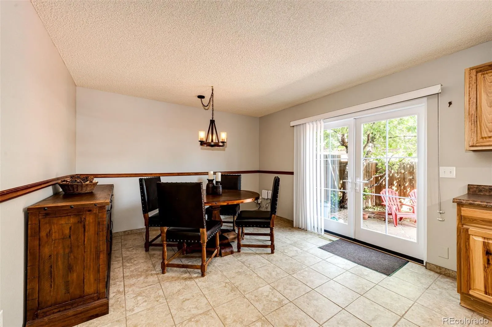 Lakewood, Colorado 80228, United States, 3 Bedrooms Bedrooms, ,3 BathroomsBathrooms,Residential,Active,133041