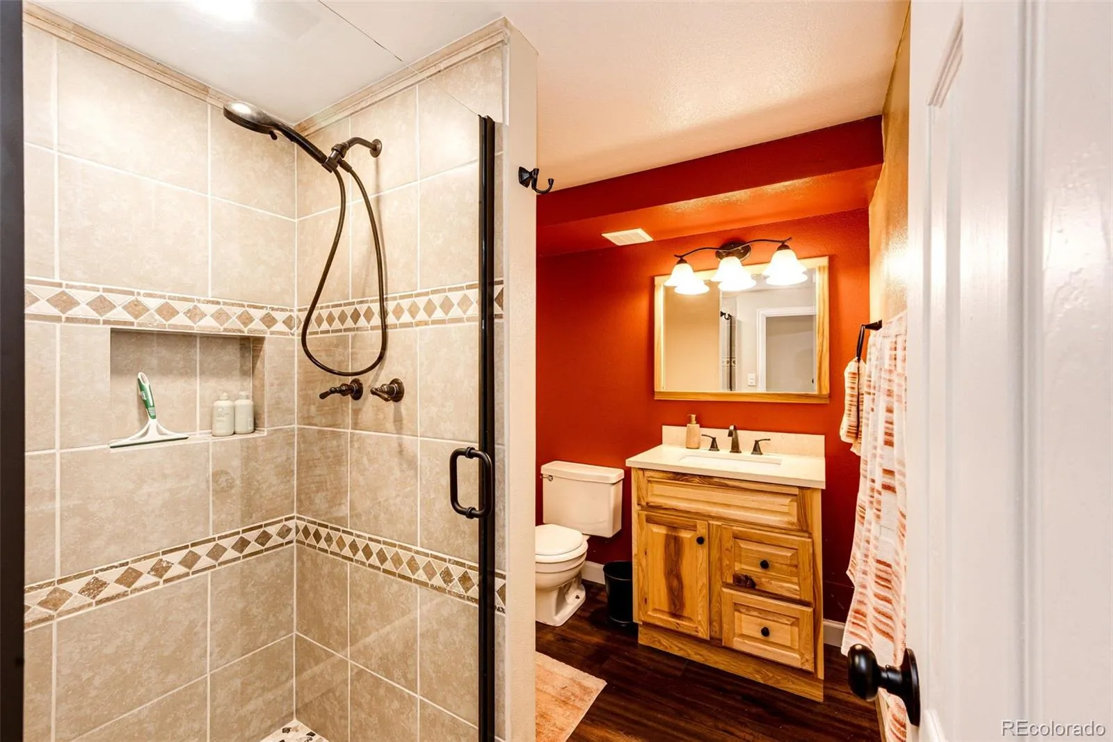 Lakewood, Colorado 80228, United States, 3 Bedrooms Bedrooms, ,3 BathroomsBathrooms,Residential,Active,133041