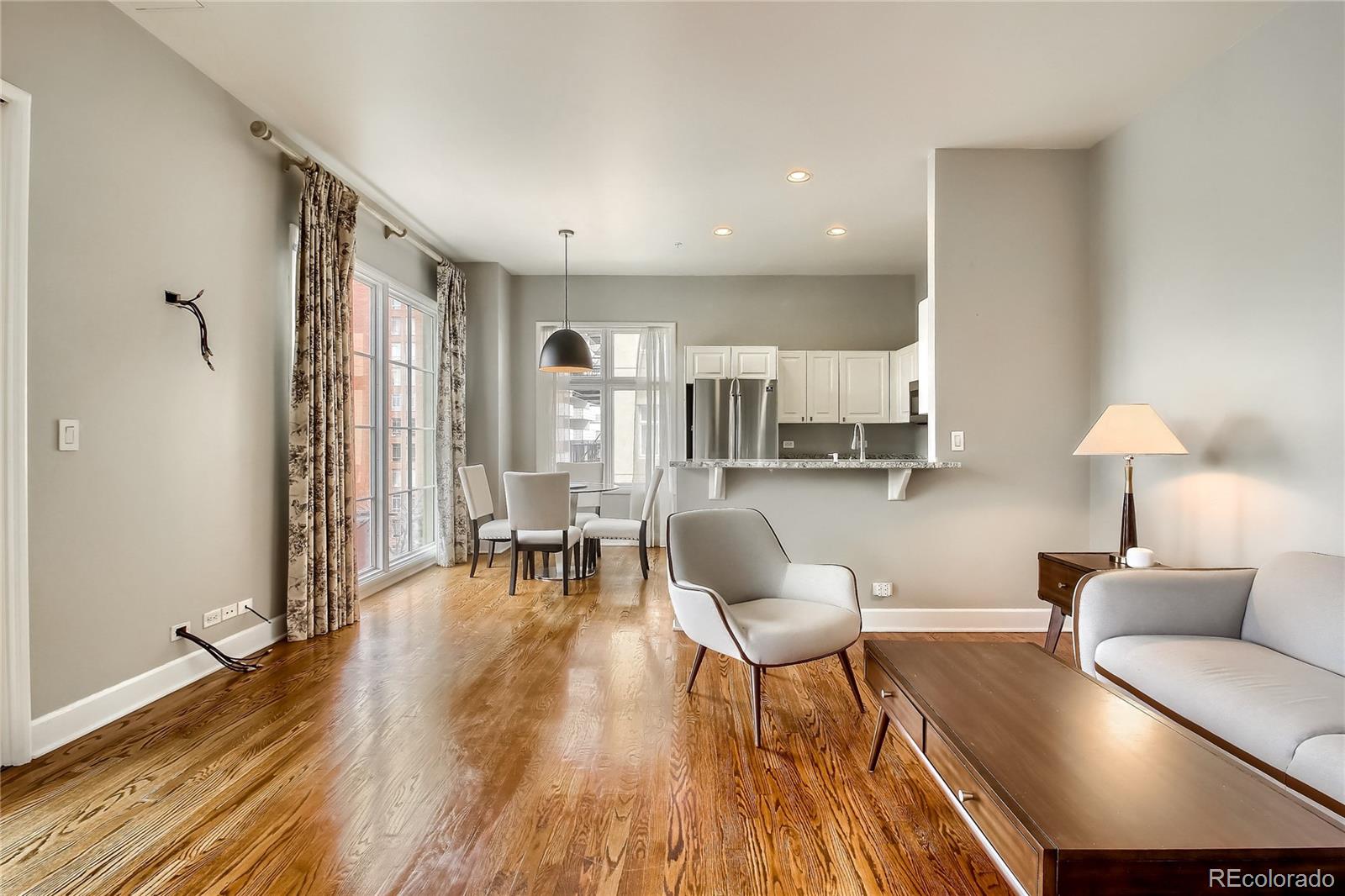 25 N Downing Street 2-405