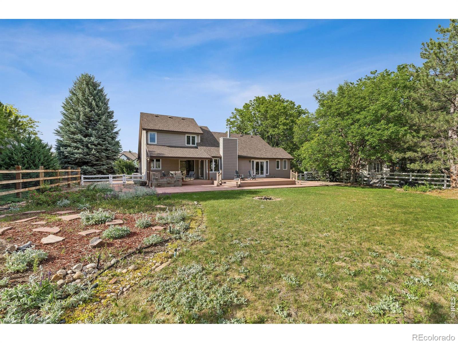 6852 Peppertree Drive