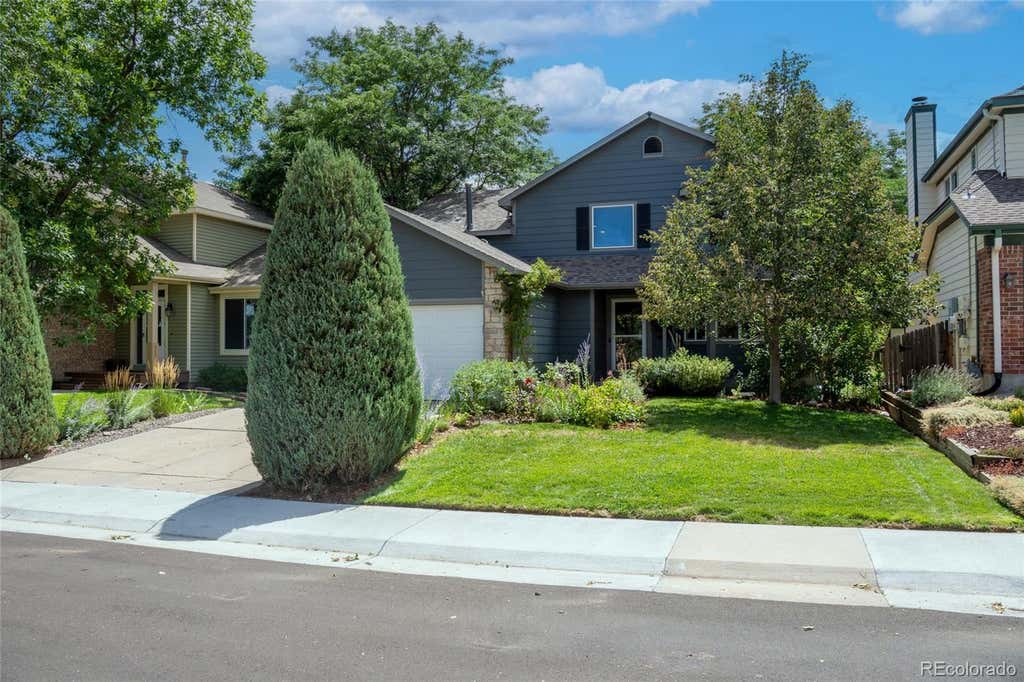 Photo of 11442 W Parkhill Drive, Littleton, CO 80127 (MLS # 5642476)
