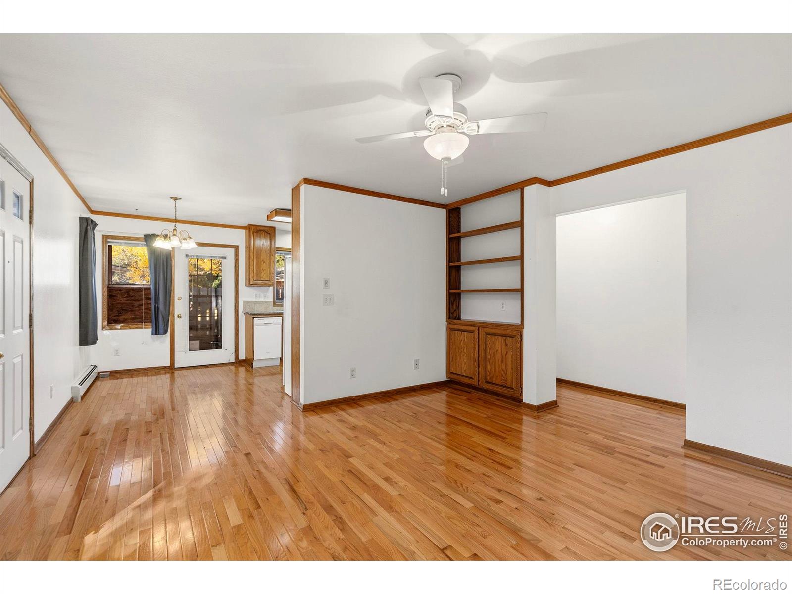 2701 Stover Street 10