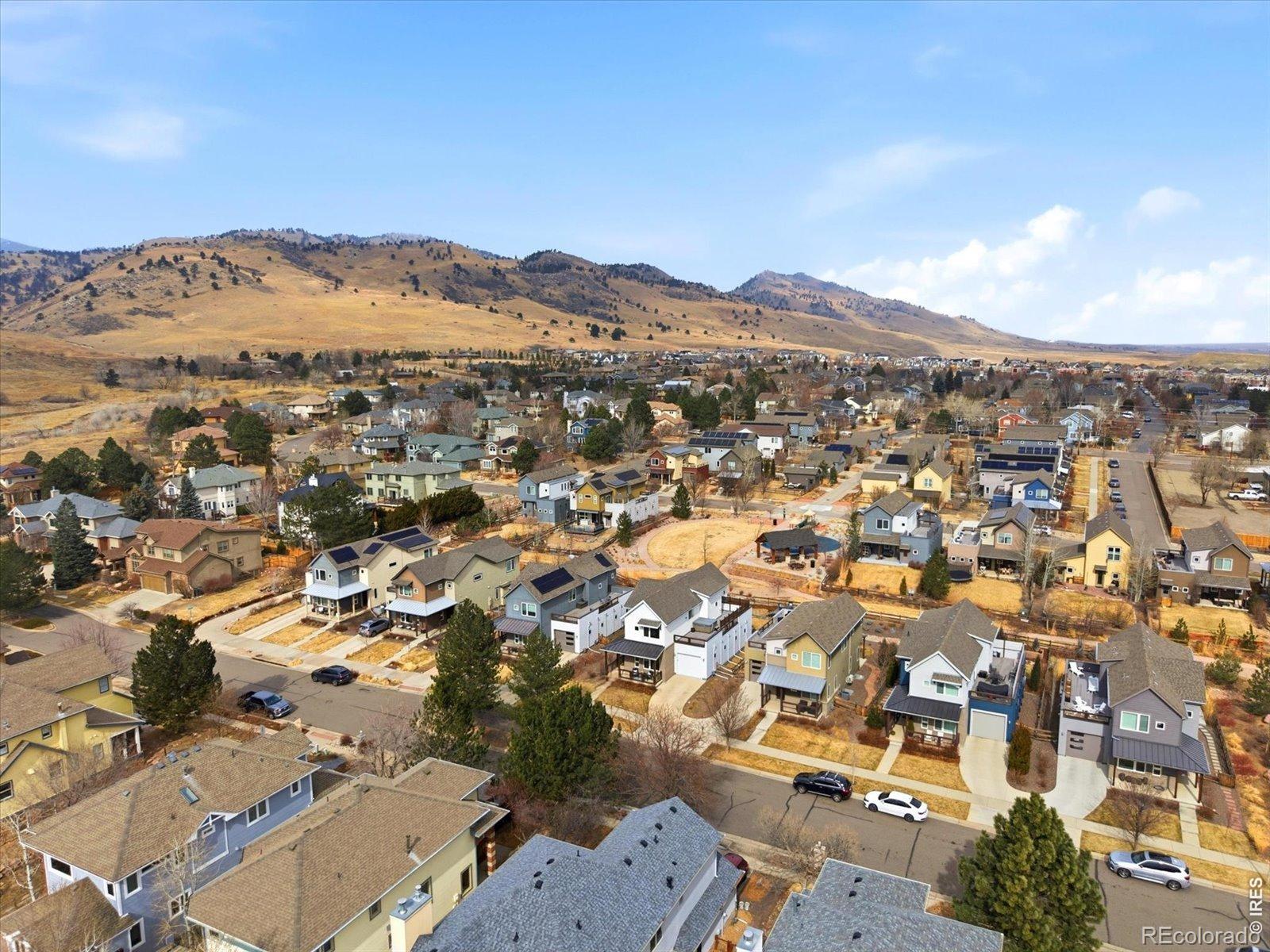 835 Yellow Pine Avenue