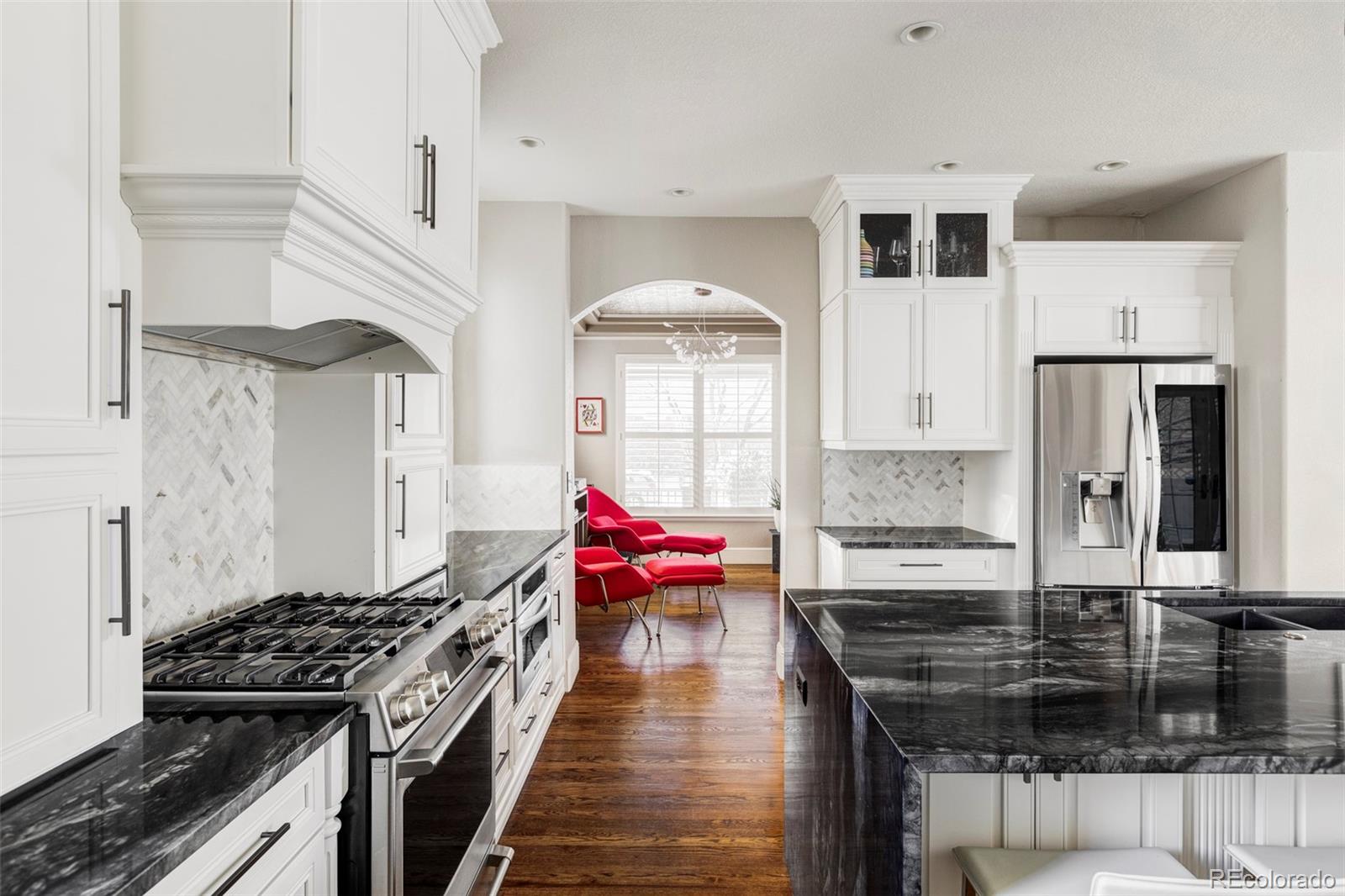 99 S Syracuse Street