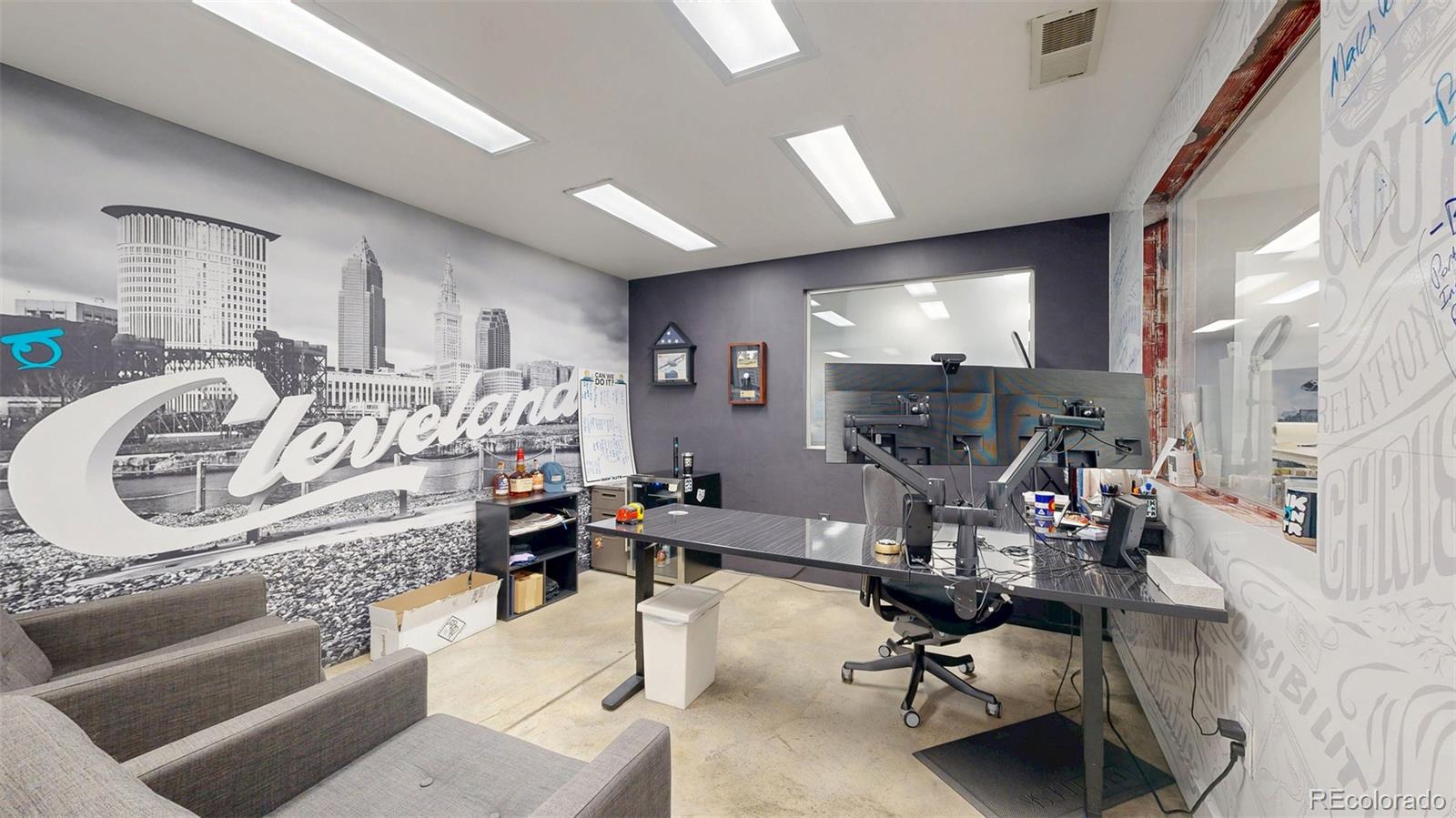 2721 W Holden Place