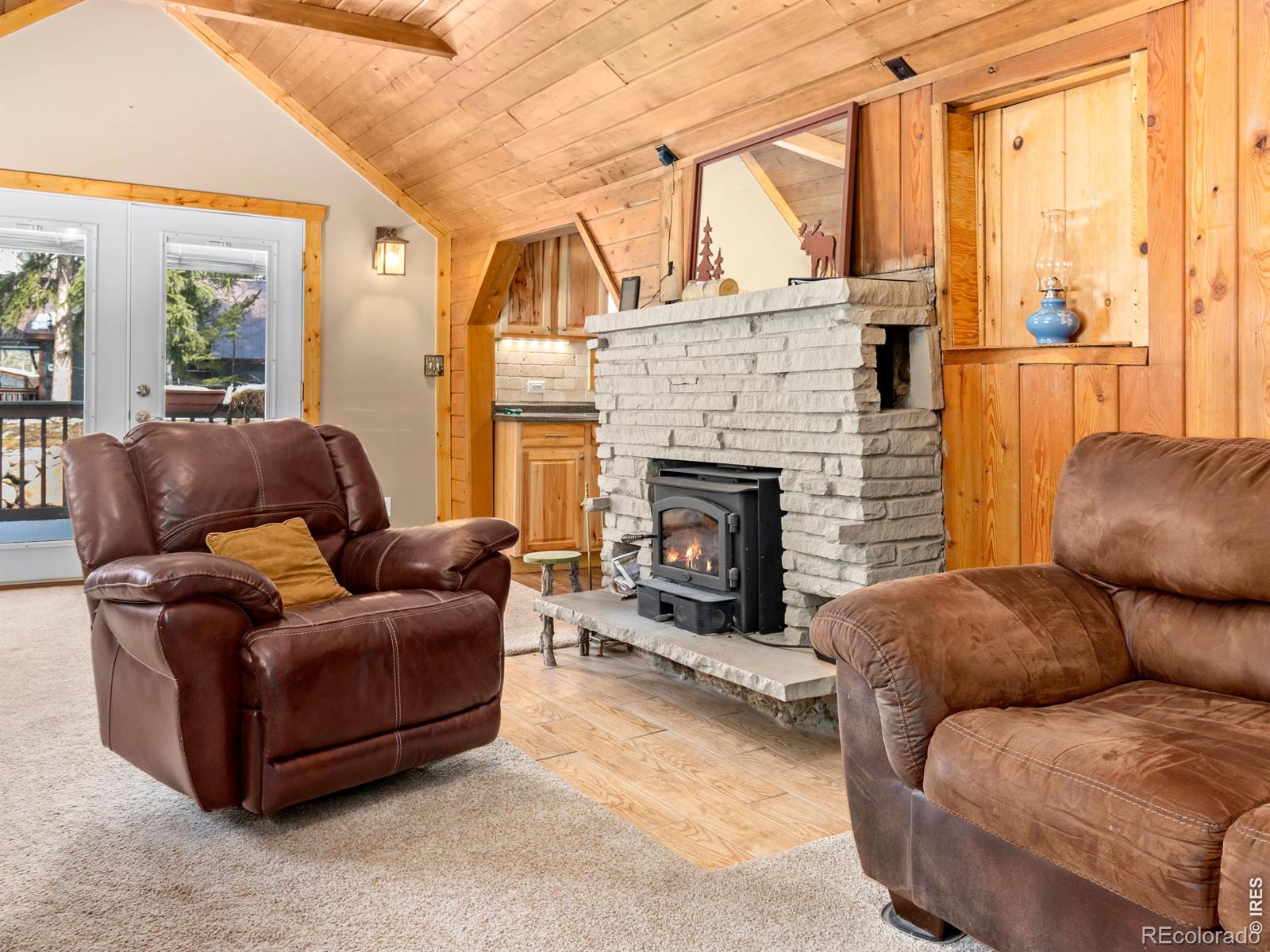 3143 Riverside Drive