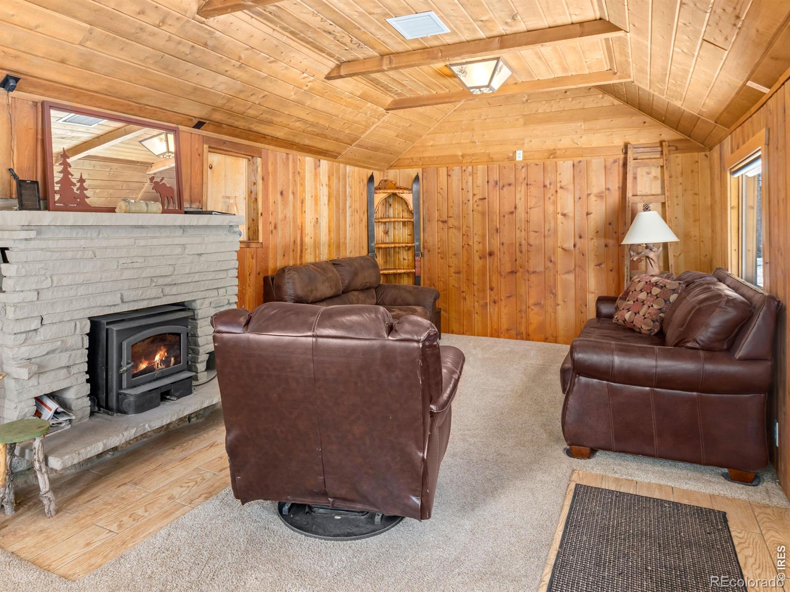 3143 Riverside Drive