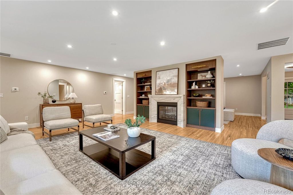 Photo of 3080 E Flora Place, Denver, CO 80210 (MLS # 9695230)