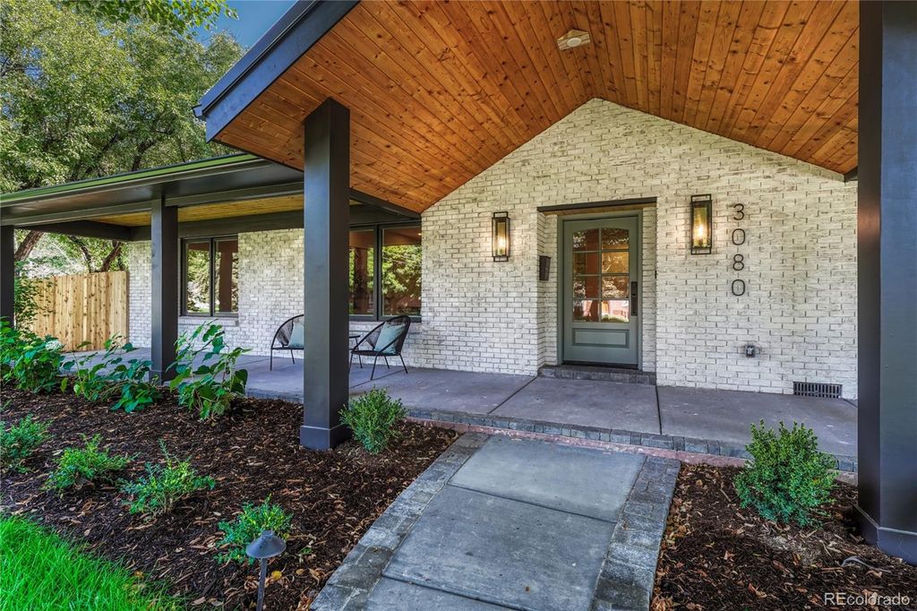 Photo of 3080 E Flora Place, Denver, CO 80210 (MLS # 9695230)