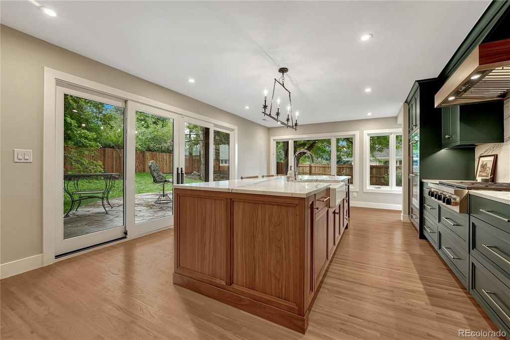 Photo of 3080 E Flora Place, Denver, CO 80210 (MLS # 9695230)