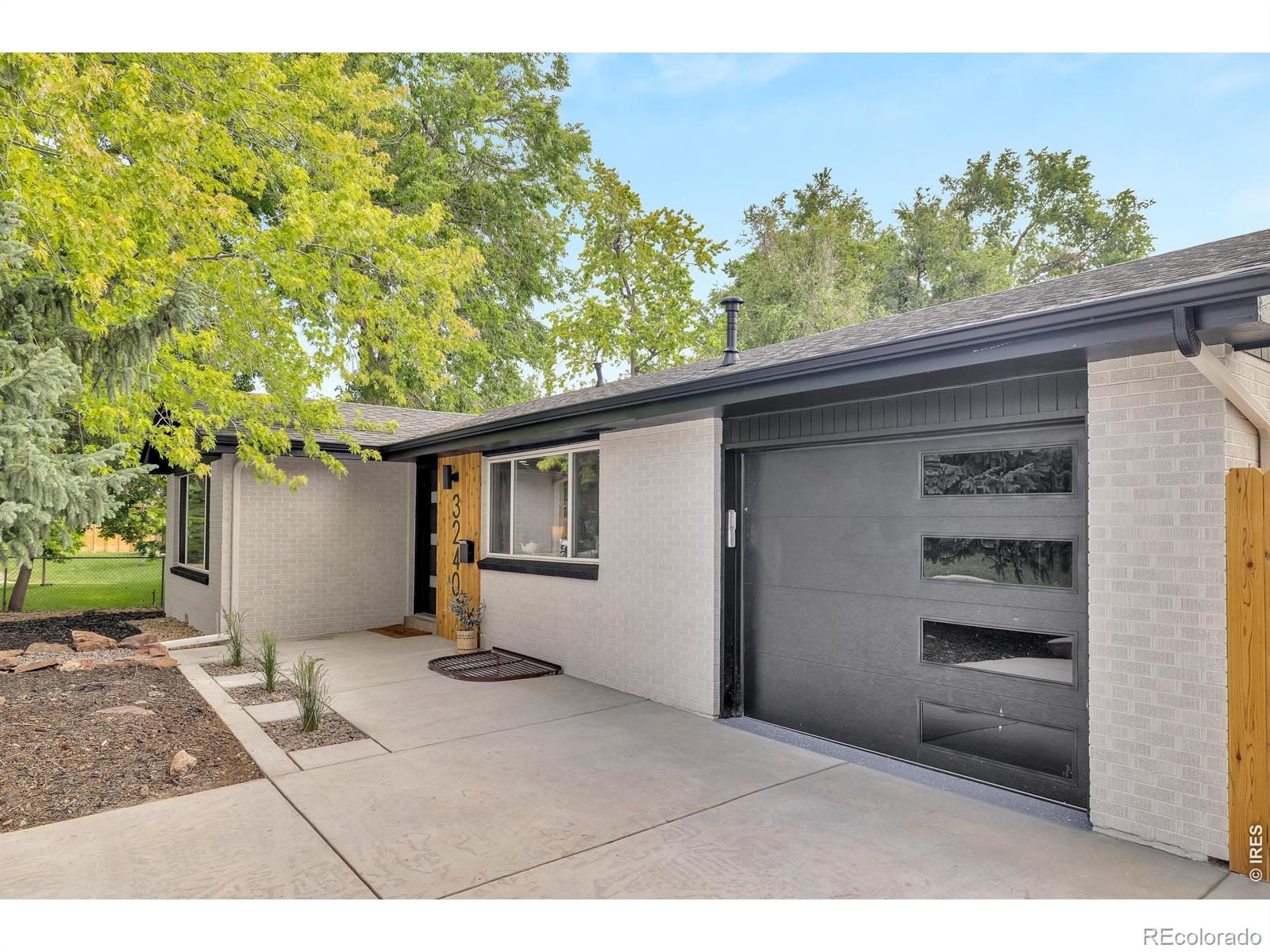 3240 Folsom Street