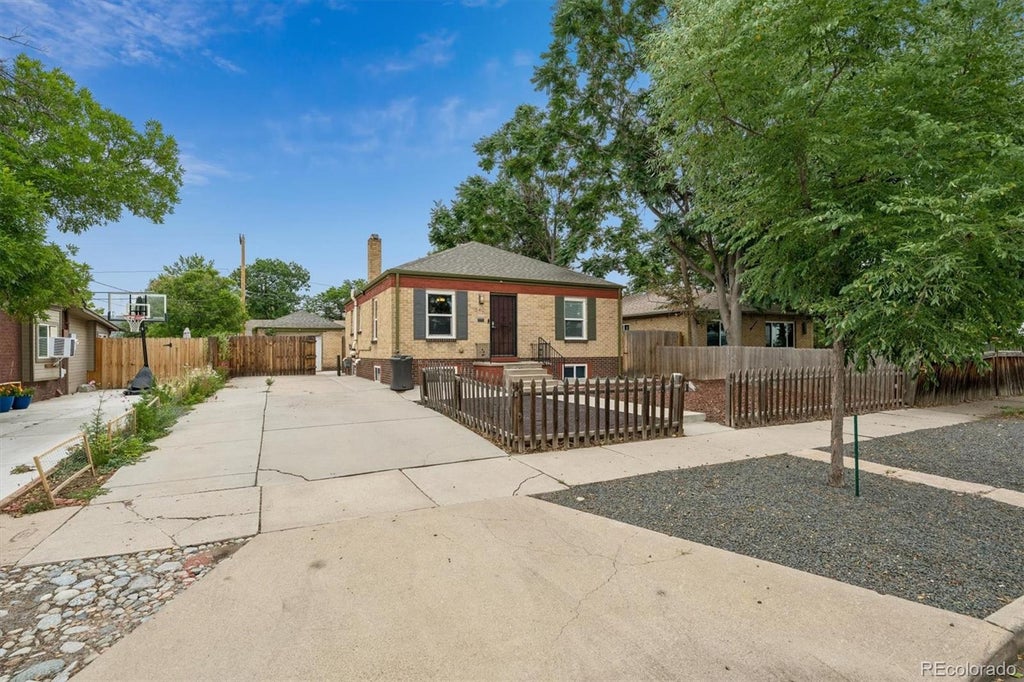 Photo of 1540 Tamarac Street, Denver, CO 80220 (MLS # 9835701)