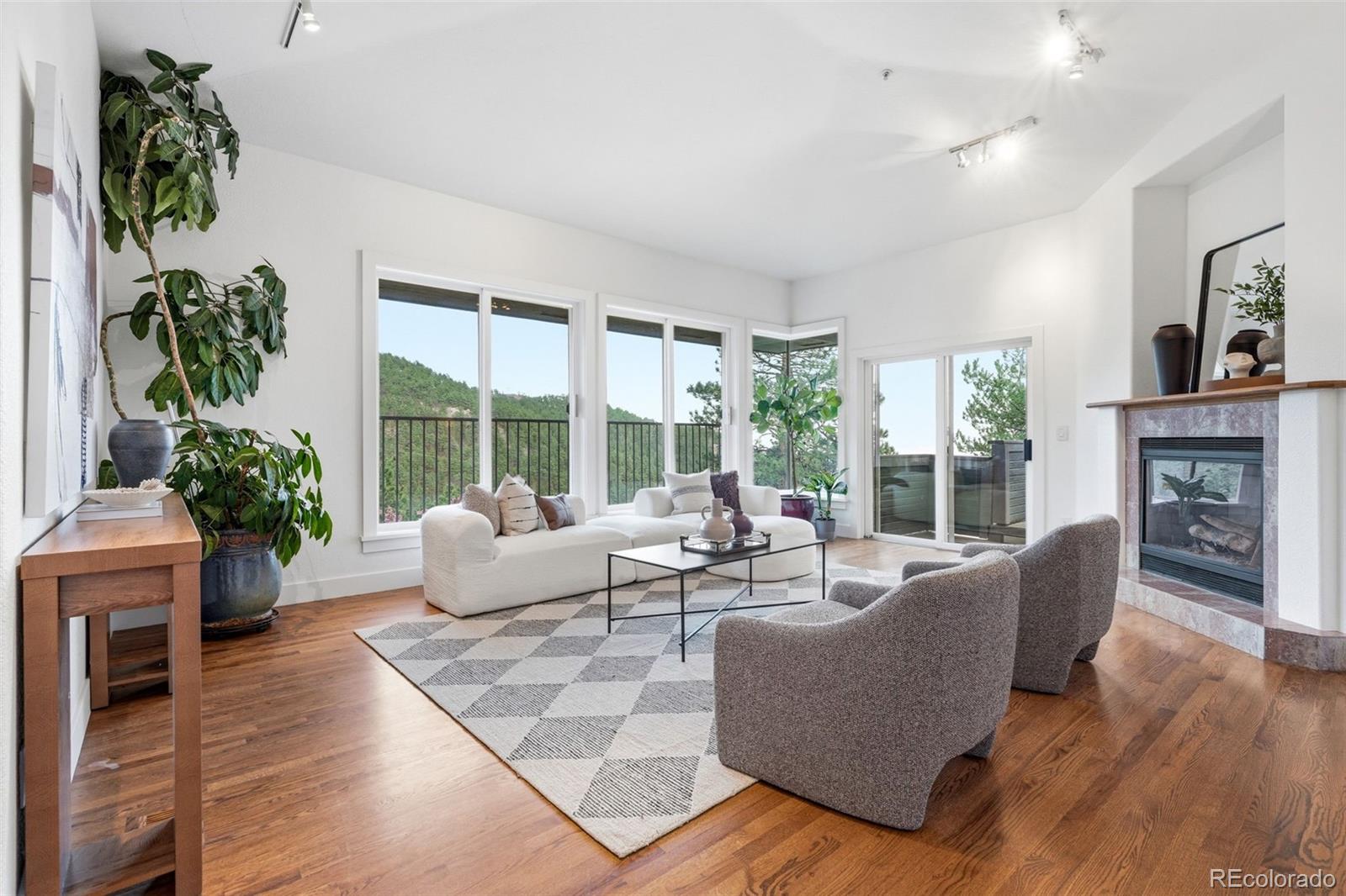 208 Seven Hills Drive