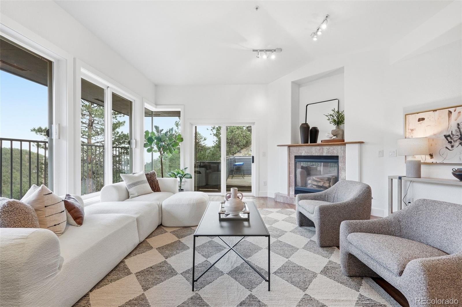 208 Seven Hills Drive