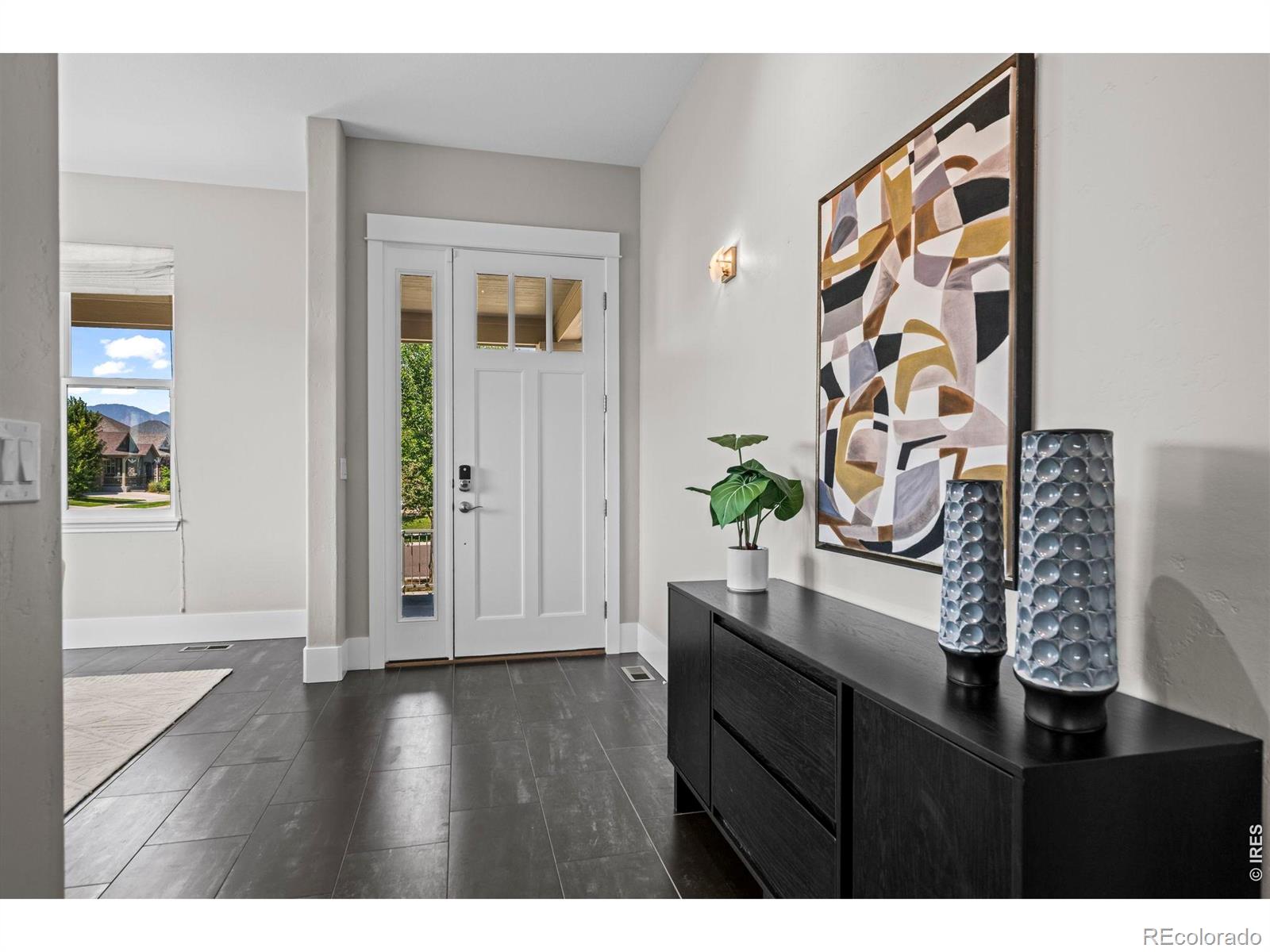 218 6th Avenue