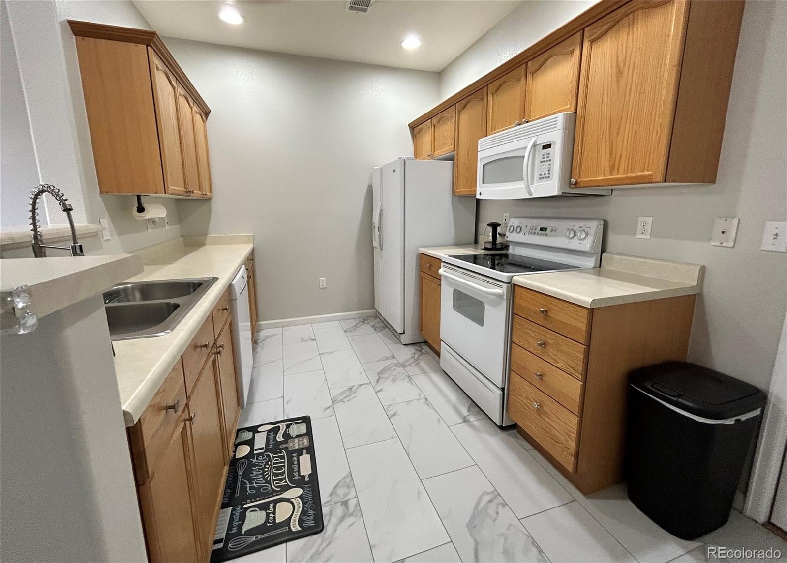 3912 S Carson Street 102