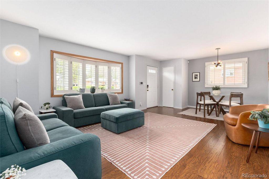 Photo of 7289 S Lincoln Way, Centennial, CO 80122 (MLS # 7310948)