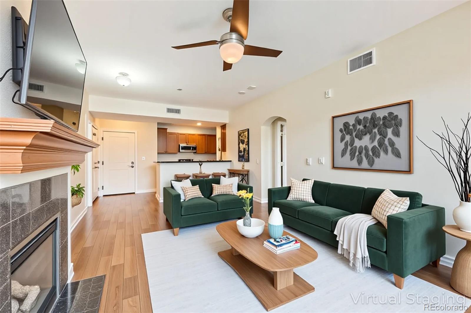 9019 E Panorama Cir #D207, Englewood, CO, 80112