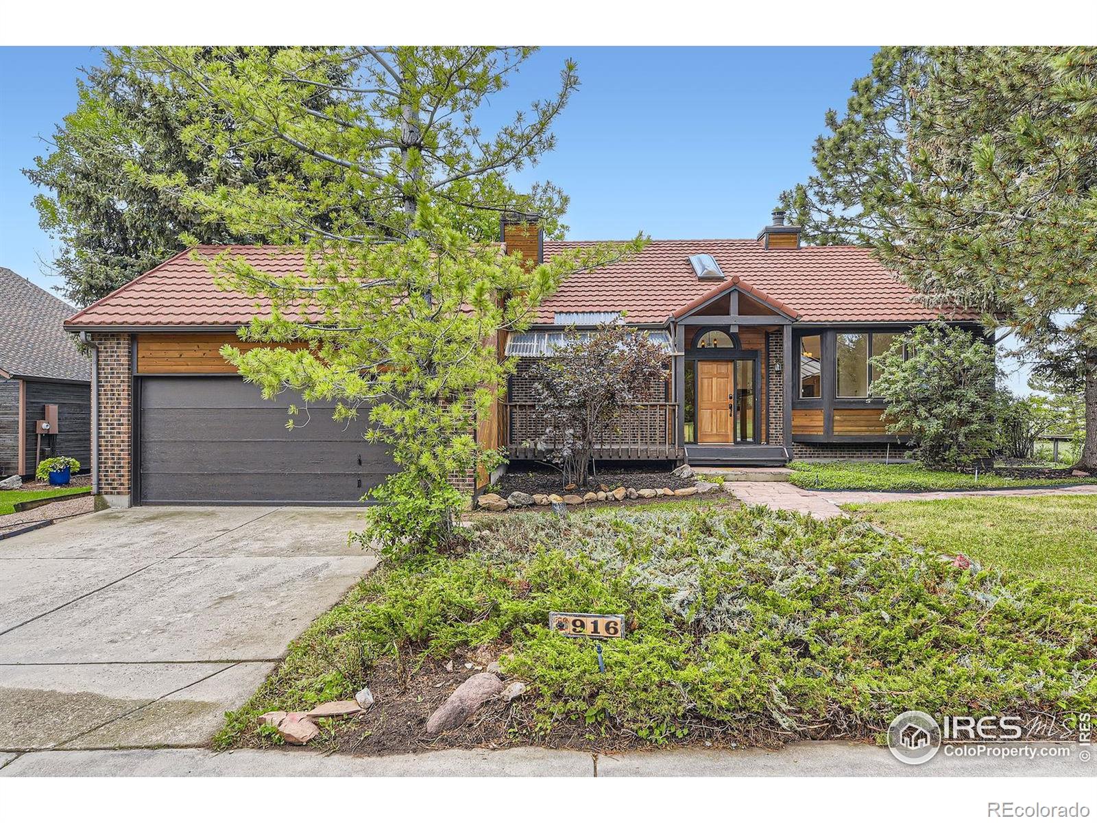 916 W Alder Street