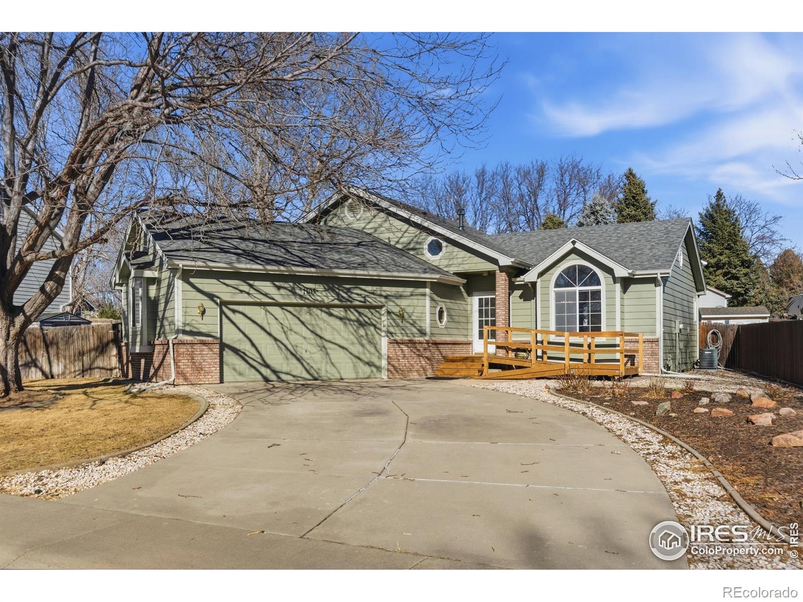 1105 Country Acres Drive