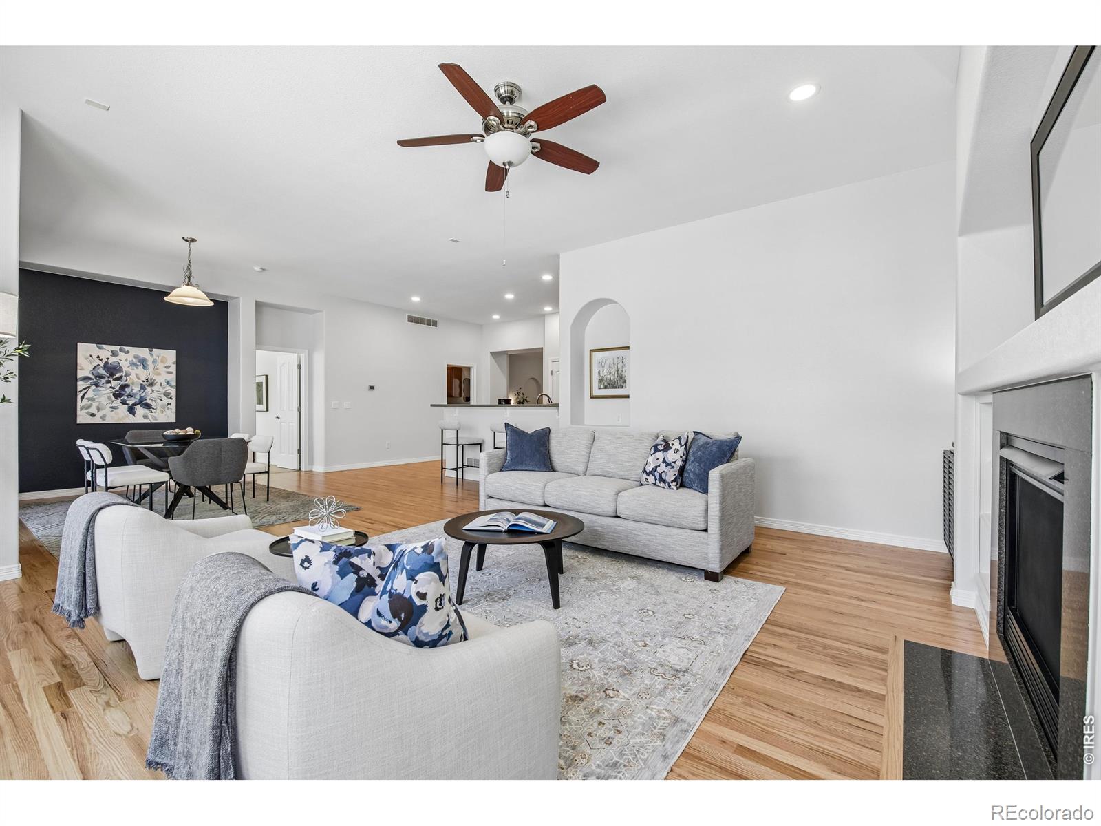 4553 Red Deer Trail