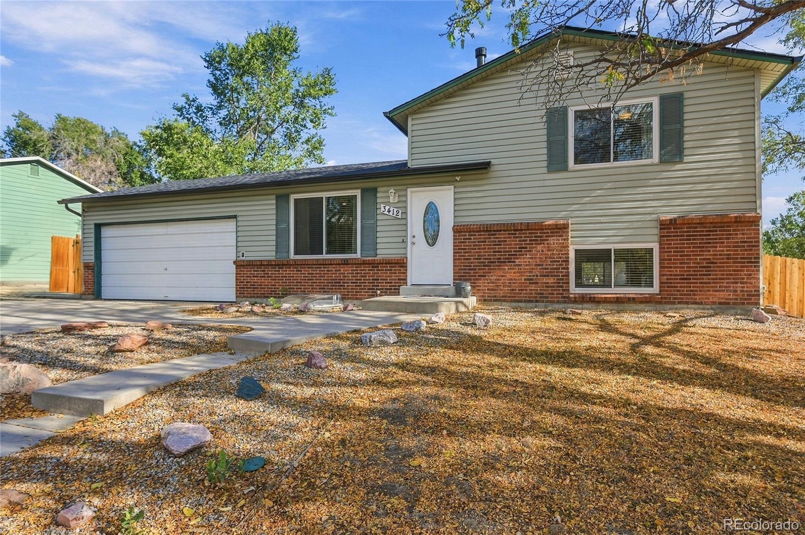 3412 E 114th Drive