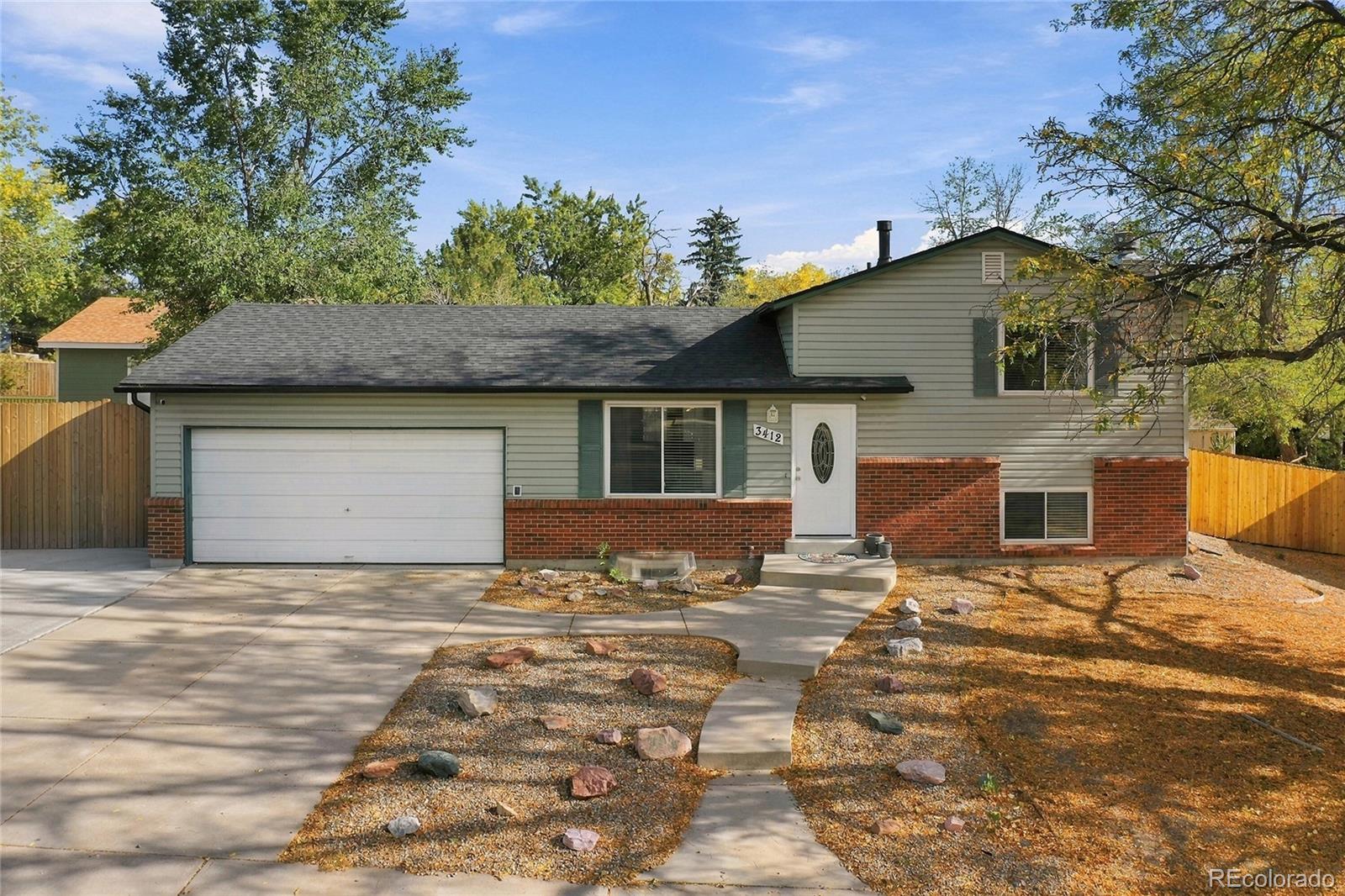3412 E 114th Drive