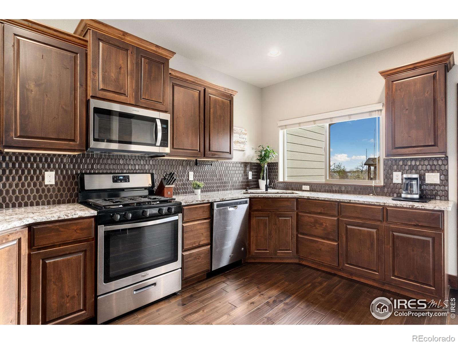 1927 Sunshine Peak Drive, Loveland, CO, 80538 4 1927 Sunshine Peak Drive