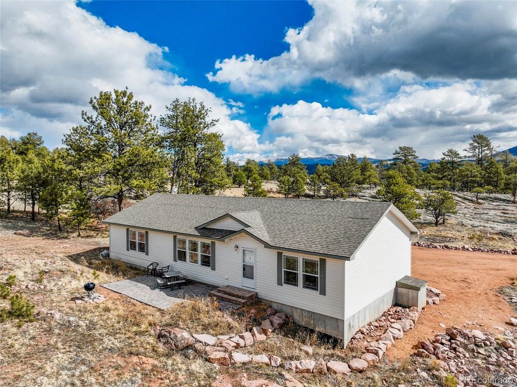 Photo of 109 Pawnee Place, Florissant, CO 80816 (MLS # 8366589)