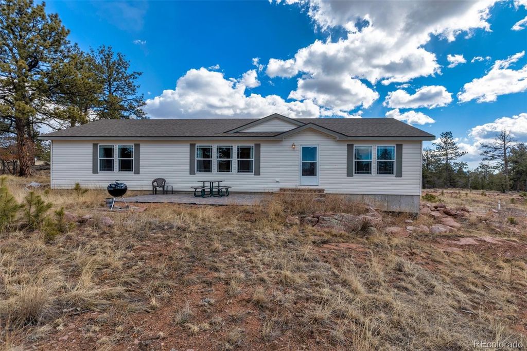Photo of 109 Pawnee Place, Florissant, CO 80816 (MLS # 8366589)