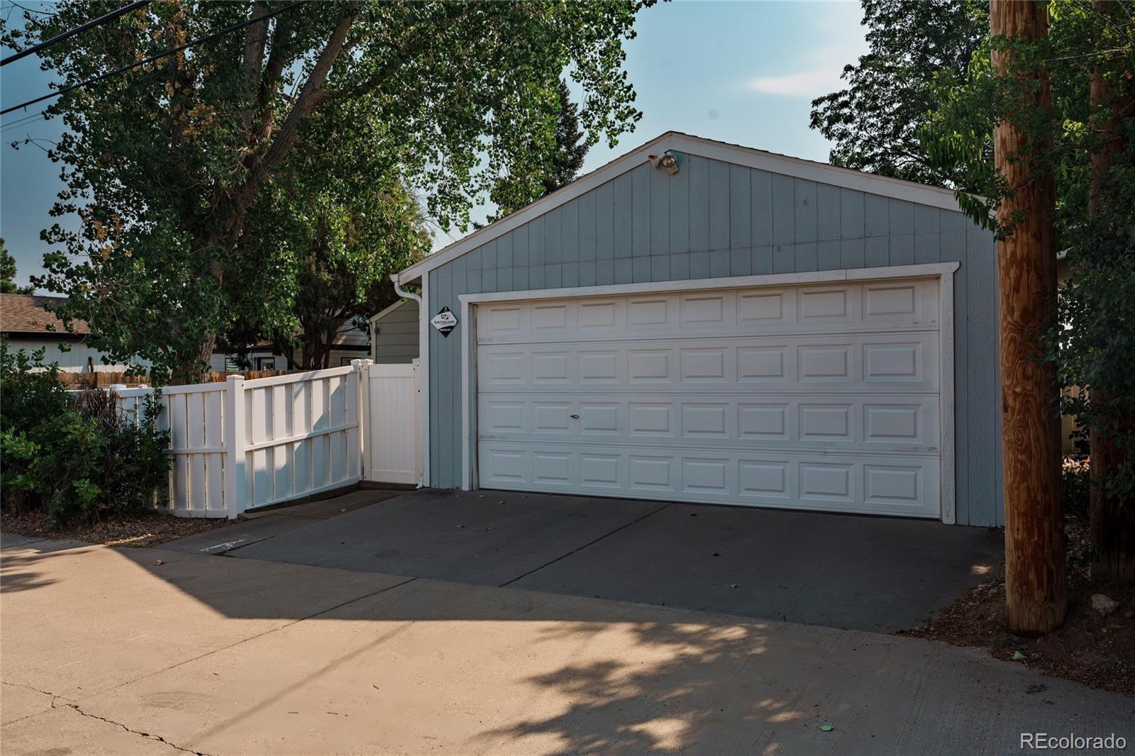 2635 S Linley Court