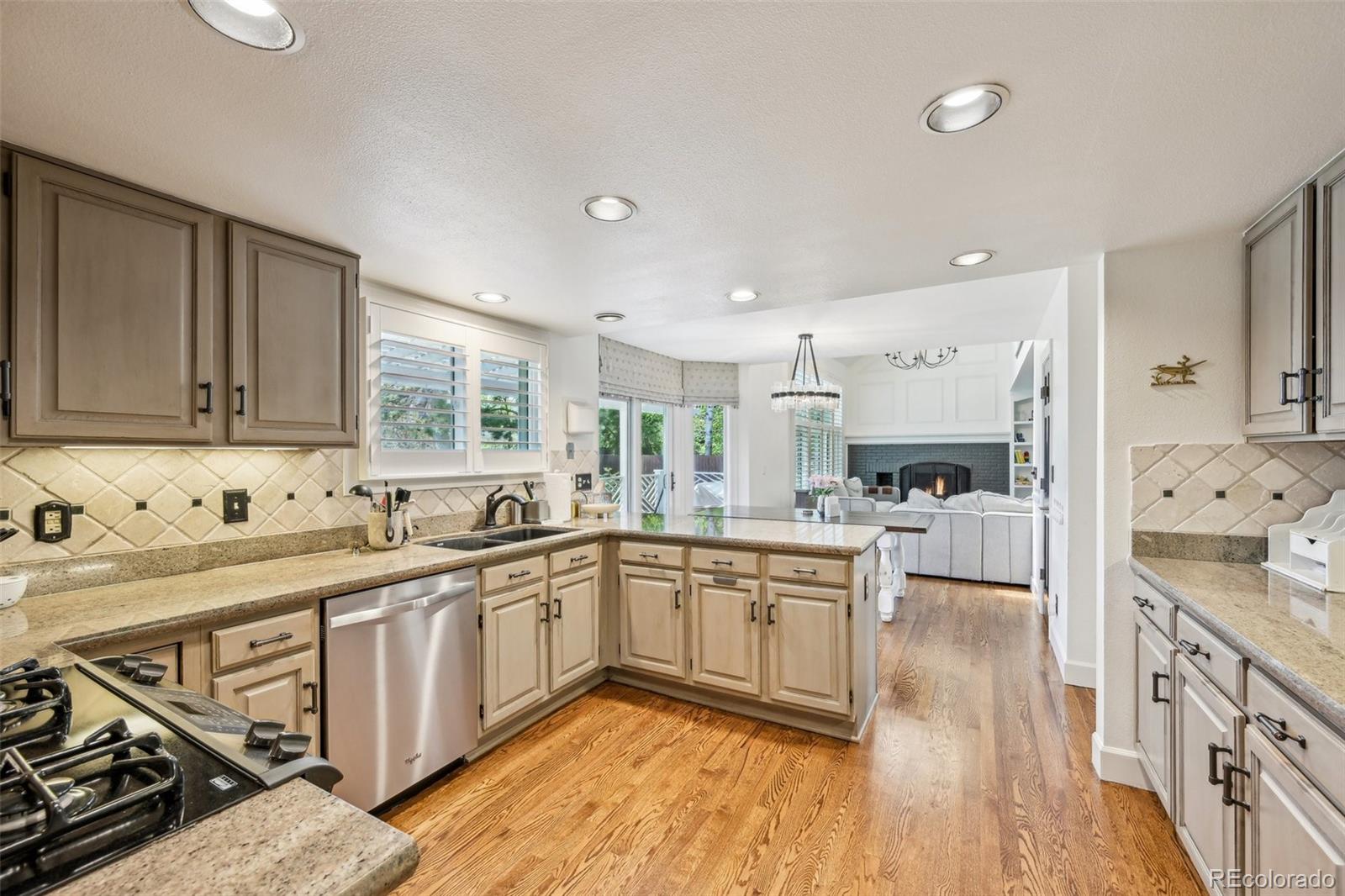10068 Granite Hill Drive