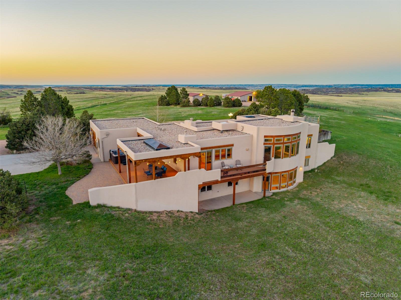1764 Mesa Ridge Lane