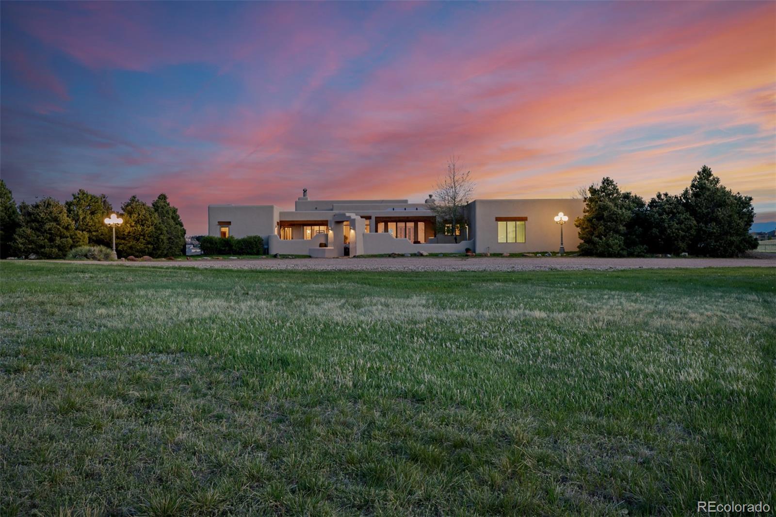 1764 Mesa Ridge Lane