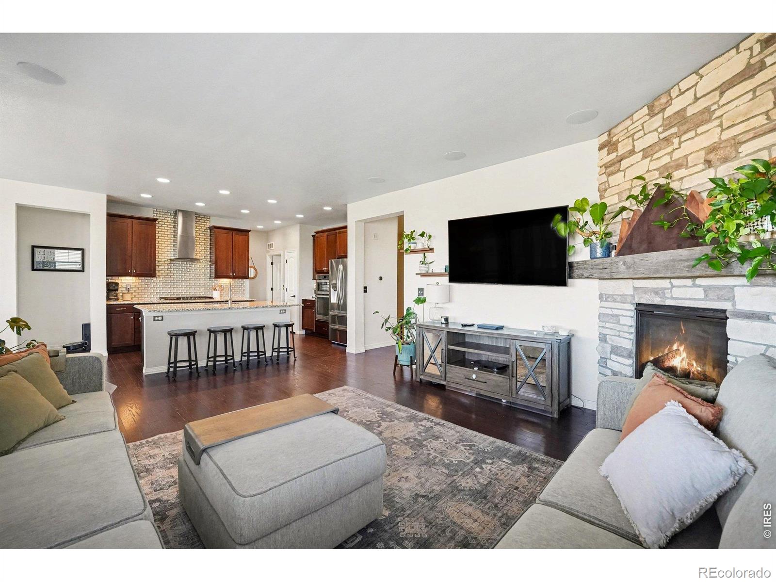 470 Grenville Circle