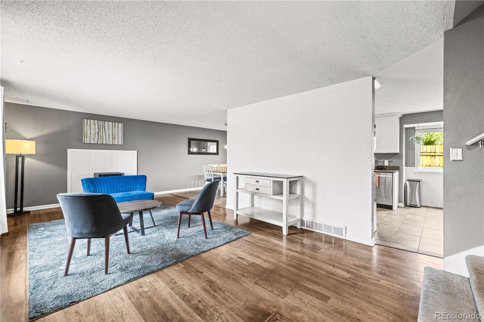 2527 W 104th Circle