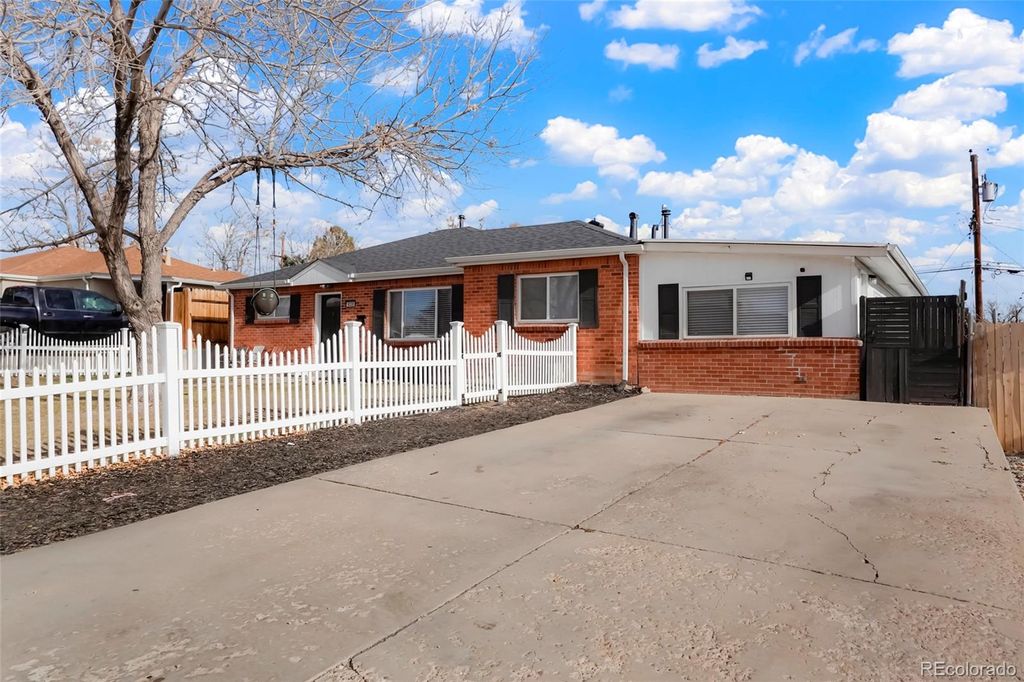 Photo of 9330 Lilly Court, Thornton, CO 80229 (MLS # 3671457)