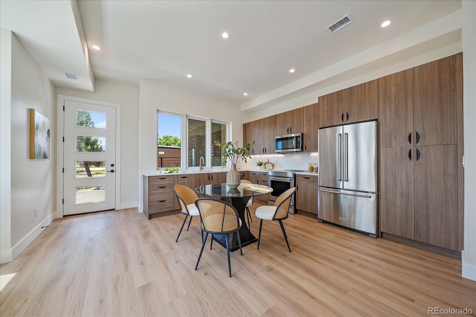 1372 Lowell Boulevard 3