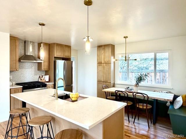 3285 N Krameria Street