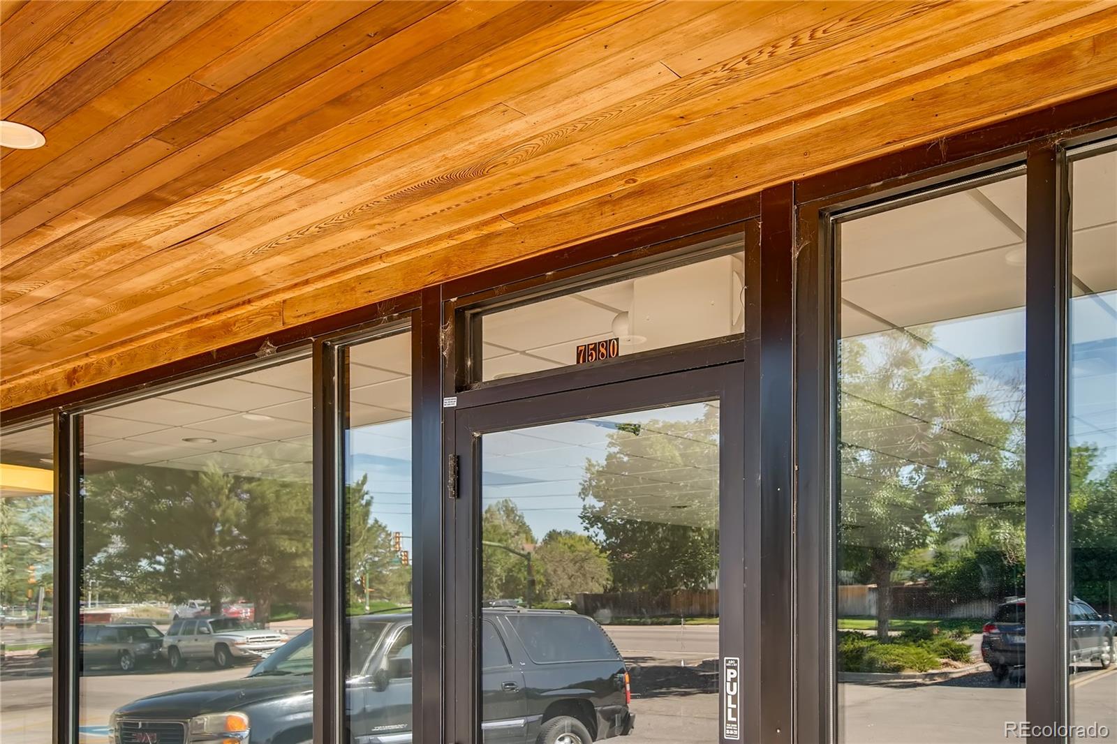 7580 7580 Sheridan Boulevard