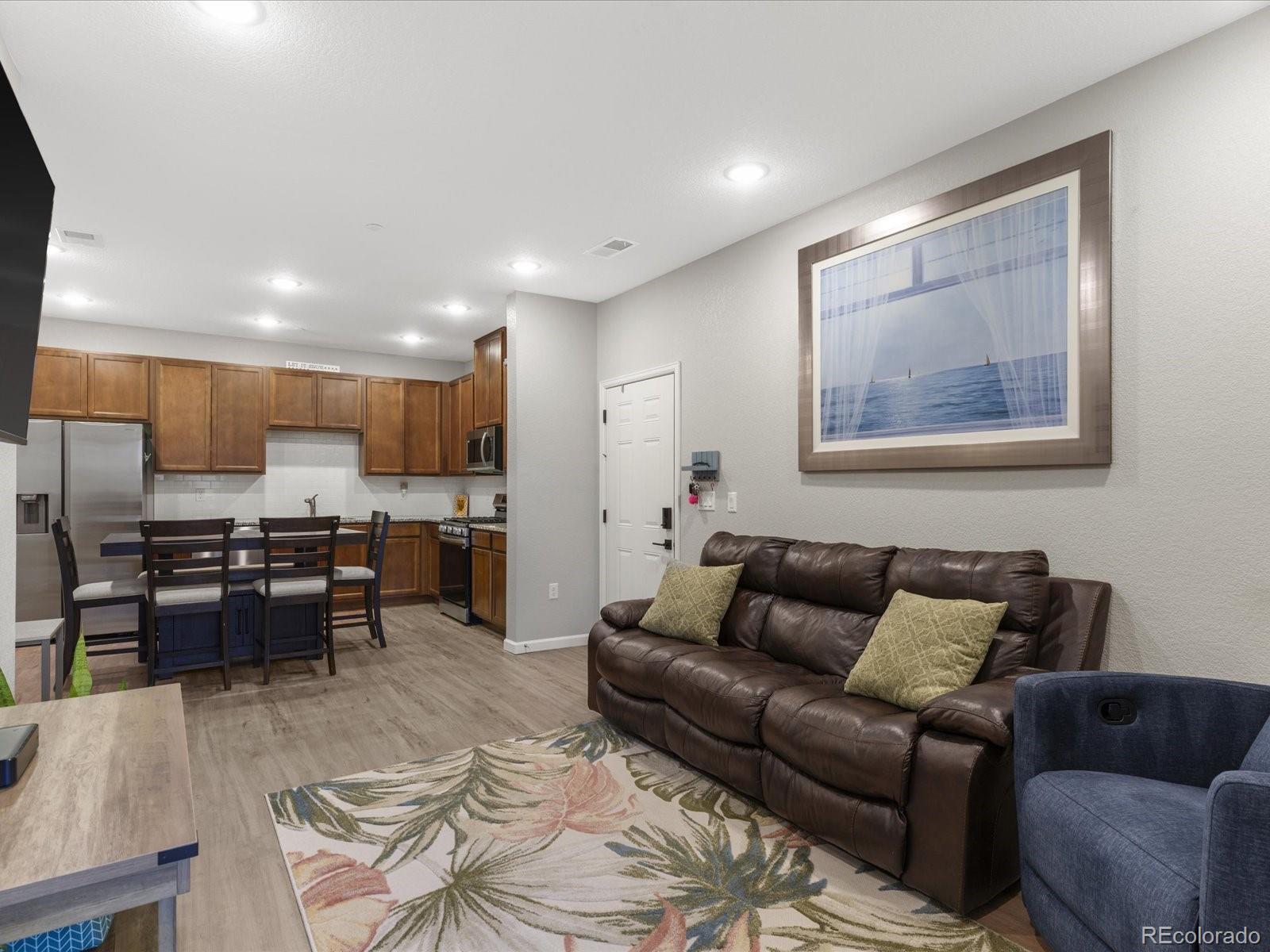 9981 W Victoria Place 202