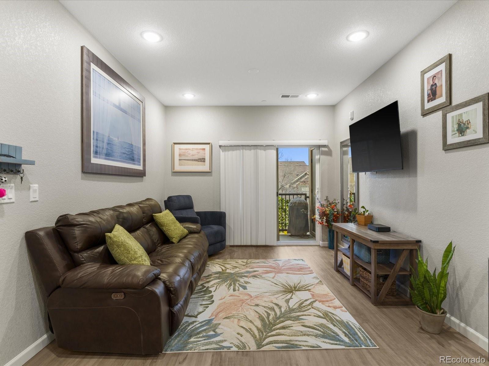 9981 W Victoria Place 202