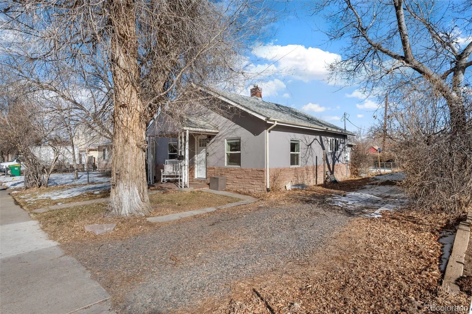 Englewood, Colorado 80113, United States, 2 Bedrooms Bedrooms, ,1 BathroomBathrooms,Residential,Pending,12330