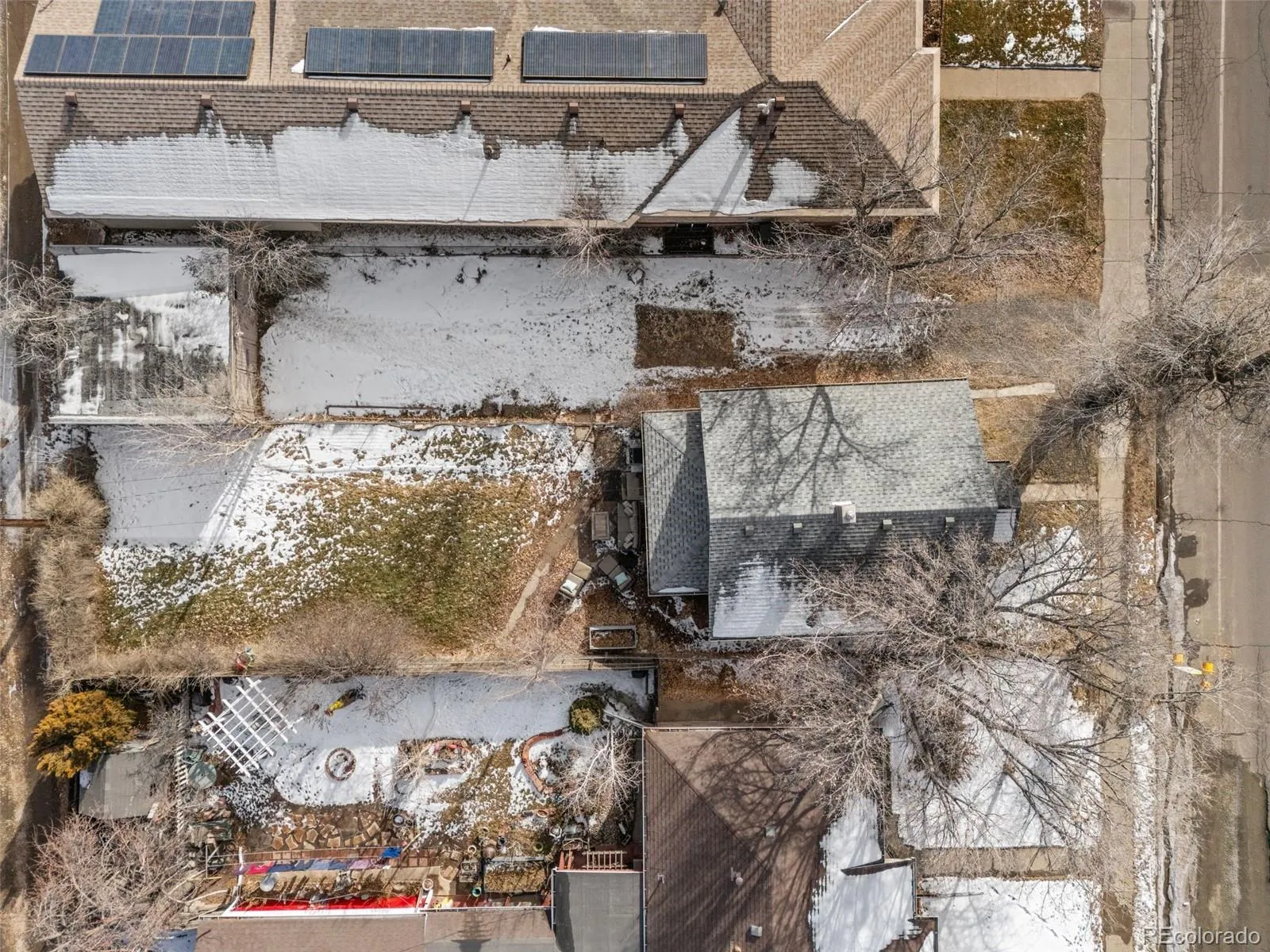 Englewood, Colorado 80113, United States, 2 Bedrooms Bedrooms, ,1 BathroomBathrooms,Residential,Pending,12330