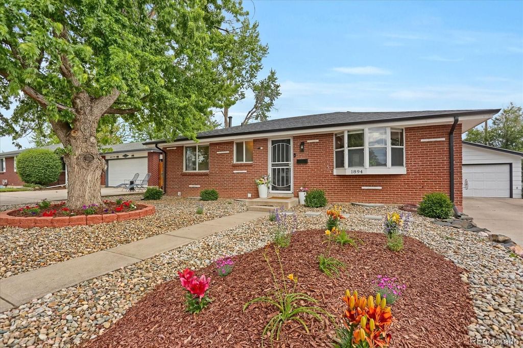 Photo of 1894 S Reed Street, Lakewood, CO 80232 (MLS # 5703532)