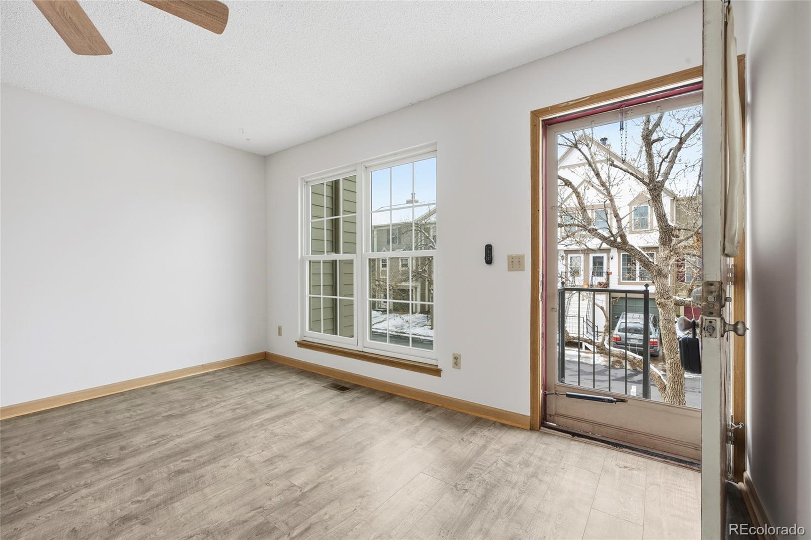 1811 S Quebec Way 95