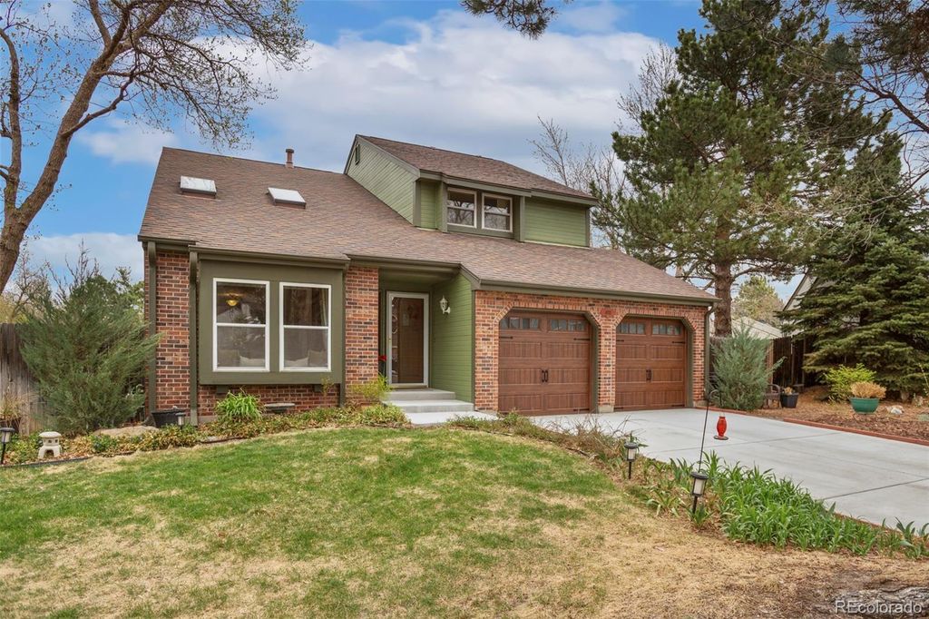 Photo of 4713 S Fraser Street, Aurora, CO 80015 (MLS # 8089687)
