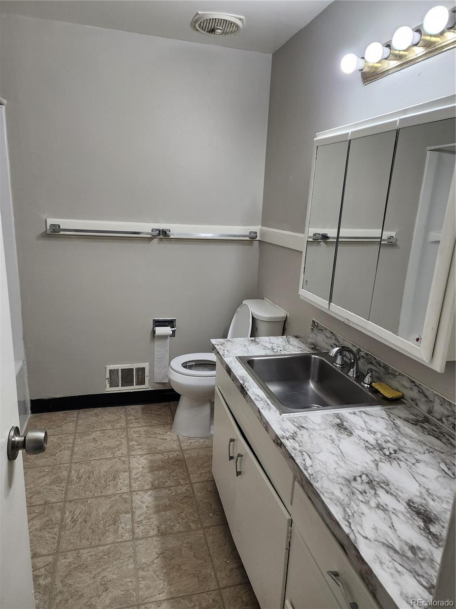 10262 W 59th Avenue 2