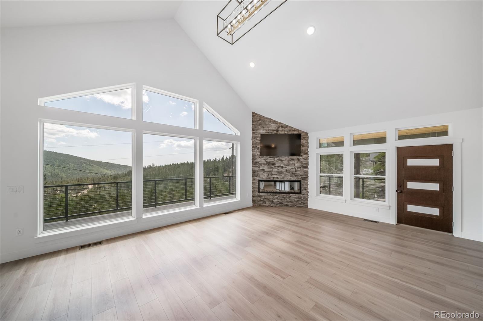 717 Alice Road