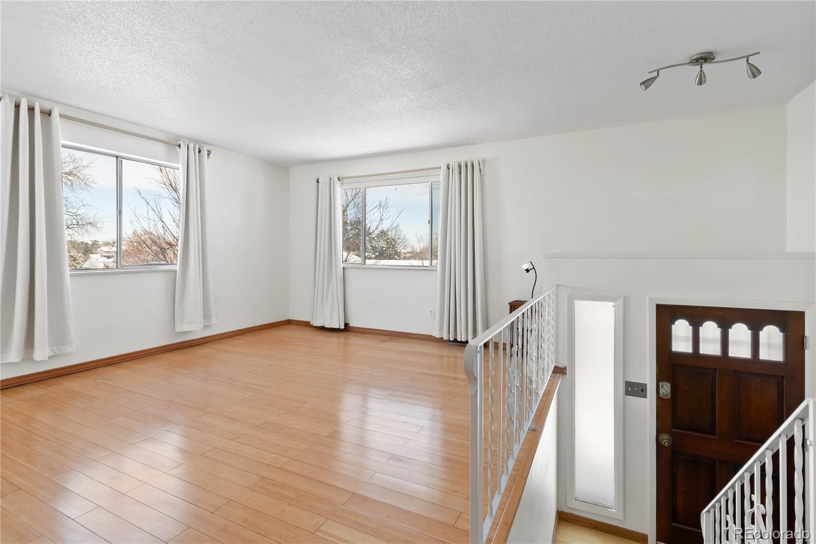 995 S Upham Street, Lakewood, CO, 80226 3 995 S Upham Street
